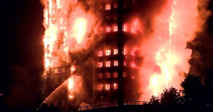 Incendio en Londres eleva a 17 victimas.
